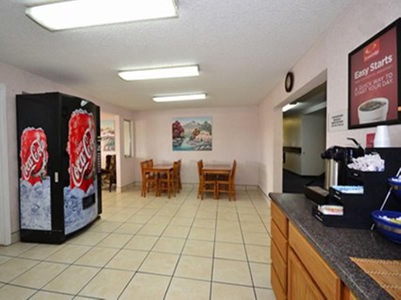 Econo Lodge Гэллап Ресторан фото