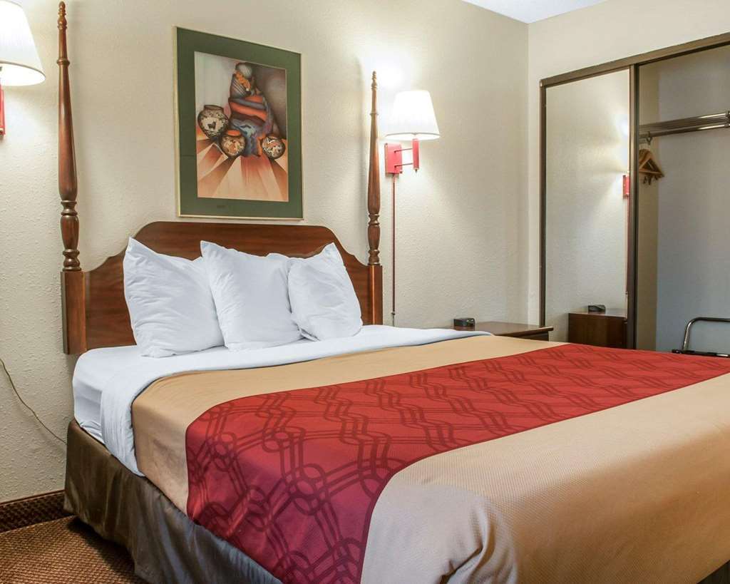 Econo Lodge Гэллап Номер фото